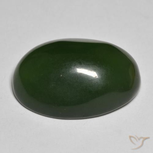 28.85克拉天然蛇纹石，椭圆形，半透明