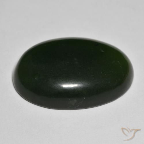 30.32克拉天然蛇纹石，椭圆形，半透明