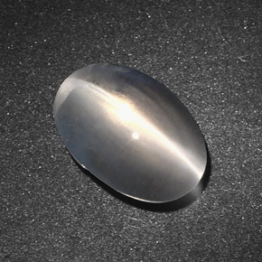 7.34克拉天然灰色Sillimanite Cat's Eye，椭圆形切割，13.8×9.4毫米，半透明
