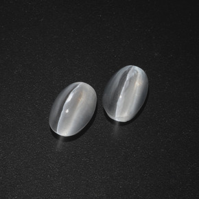 天然灰色Sillimanite Cat's Eye，椭圆形切割，6.8×4.3毫米，半透明