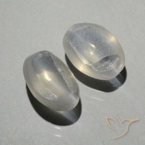 2.02克拉天然硅线石猫眼，椭圆形，透明