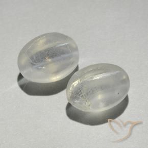 2.36克拉天然硅线石猫眼，椭圆形，透明