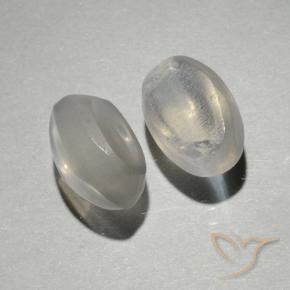 2.25克拉天然硅线石猫眼，椭圆形，透明