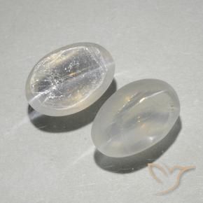 2.00克拉天然硅线石猫眼，椭圆形，透明