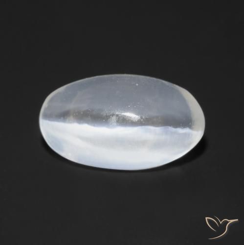 0.77ct 天然 半透明白色 硅线石猫眼, 椭圆形, 透明