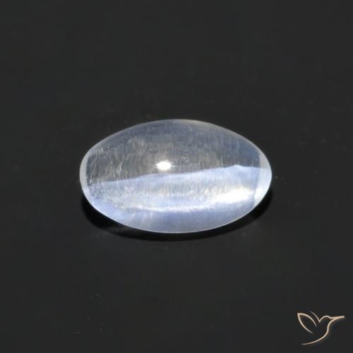 0.70ct 天然 清晰的白色 硅线石猫眼, 椭圆形, 透明