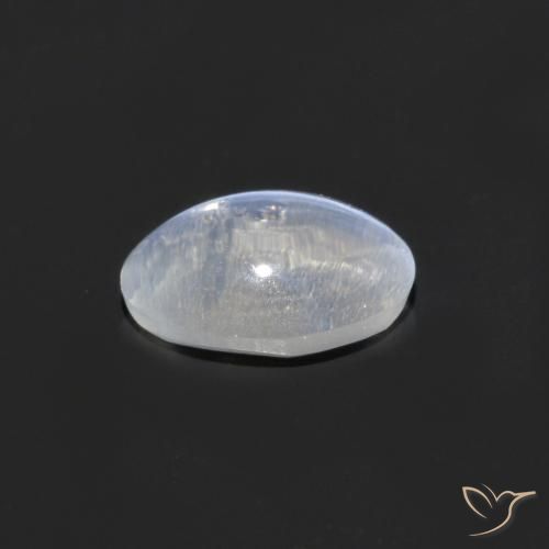 0.73克拉天然硅线石猫眼，椭圆形，透明