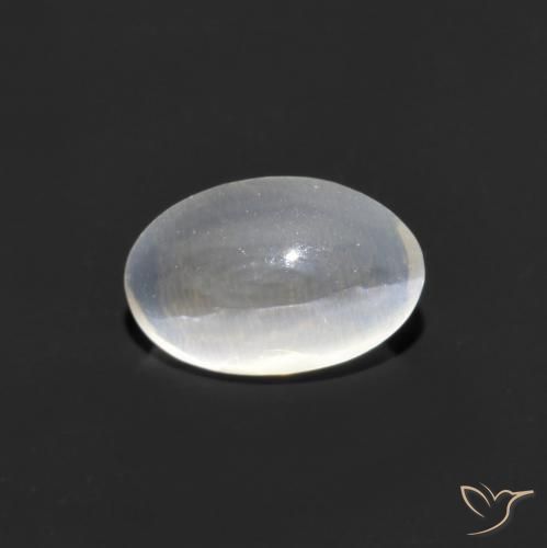 0.88ct 天然 清晰的白色 硅线石猫眼, 椭圆形, 透明