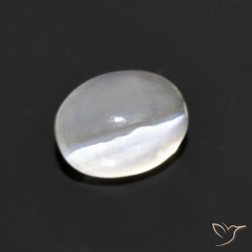 1.30克拉天然硅线石猫眼，椭圆形，透明