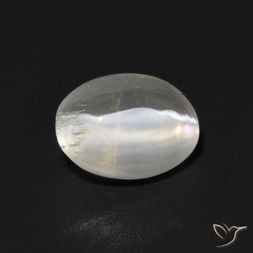 0.97ct 天然 暖白 硅线石猫眼, 椭圆形, 透明