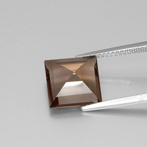 3.84克拉天然棕色烟晶，方形，9.9×9.9毫米，VVS-VS