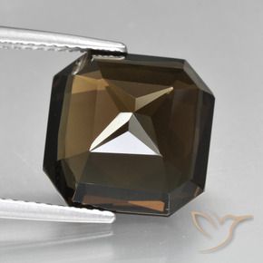 8.52克拉天然棕色烟晶，祖母绿式切割，12.2×12毫米，VVS