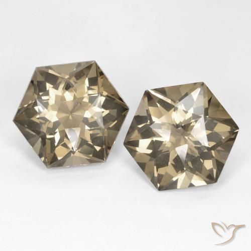 18.92ctw 天然 浅黄棕 烟晶, 花式切割, VS