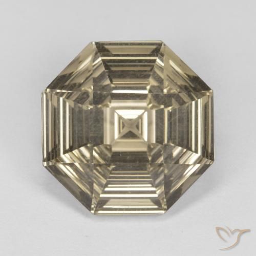 6.28ct 天然 浅黄棕 烟晶, 祖母绿式切割, VVS