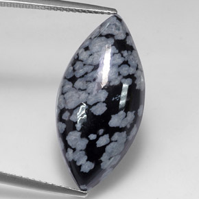 10.14克拉天然黑色雪花黑曜石，马眼形，24.6×12毫米，不透明