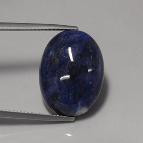 12.23克拉天然方钠石，椭圆形切割，20.2×15.1毫米，不透明