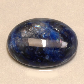 12.79克拉天然方钠石，椭圆形切割，20.1×15.1毫米，不透明