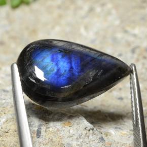 8.15克拉天然光谱石，梨形，不透明