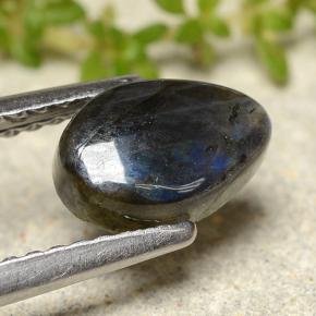 0.81克拉天然多色光谱拉长石，梨形，8.1×5.4毫米，不透明
