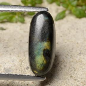 2.84克拉天然光谱石，椭圆形切割，不透明