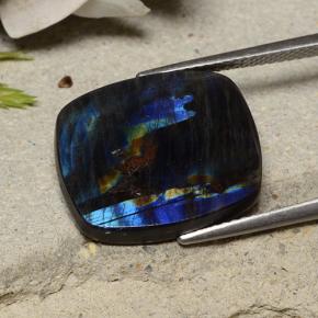 7.51克拉天然多色光谱拉长石，垫形剪裁，17.5×14.6毫米，不透明