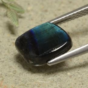 2.23克拉天然光谱石，异形，不透明