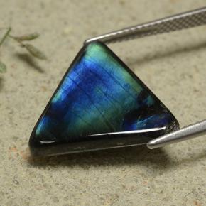 5.79克拉天然多色光谱拉长石，三角形，17.8×15.8毫米，不透明