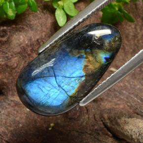 4.56克拉天然光谱石，梨形，不透明