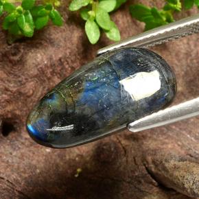 4.56克拉天然光谱石，梨形，不透明