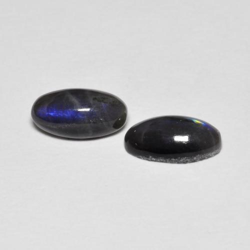 1.37天然多色光谱拉长石，椭圆形切割，8.1×4.3毫米，不透明