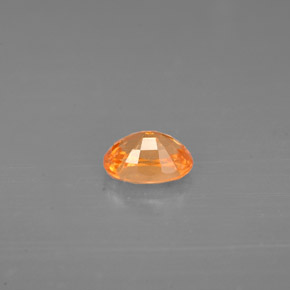 0.72克拉天然橙色锰铝榴石，椭圆形切割，5.9×4.2毫米，VS