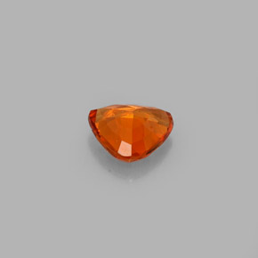 0.56克拉天然橙色锰铝榴石，三角形，5.1×5.1毫米，VVS