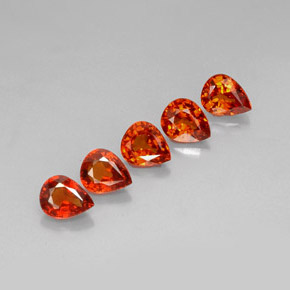 天然橙色锰铝榴石，梨形，6.3×4.9毫米，VVS-VS
