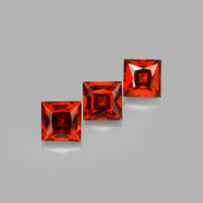 天然橙色锰铝榴石，方形，4.2×4.1毫米，VVS-VS