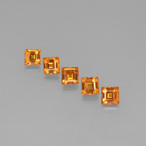 天然橙色锰铝榴石，方形，3.3×3.3毫米，VS