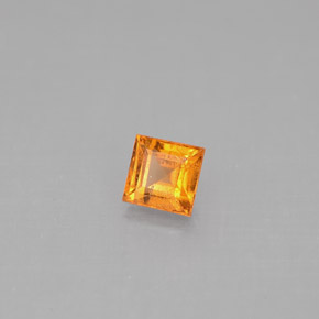 0.39克拉天然橙色锰铝榴石，方形，3.8×3.7毫米，VS