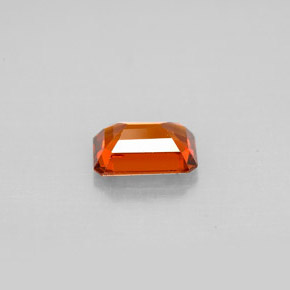 0.91克拉天然橙色锰铝榴石，祖母绿式切割，6.7×4.6毫米，VS