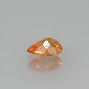 0.64克拉天然橙色锰铝榴石，梨形，6.6×4.3毫米，SI