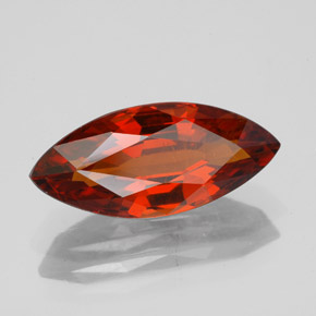4.97克拉天然红色锰铝榴石，马眼形，15.9×7.1毫米，SI