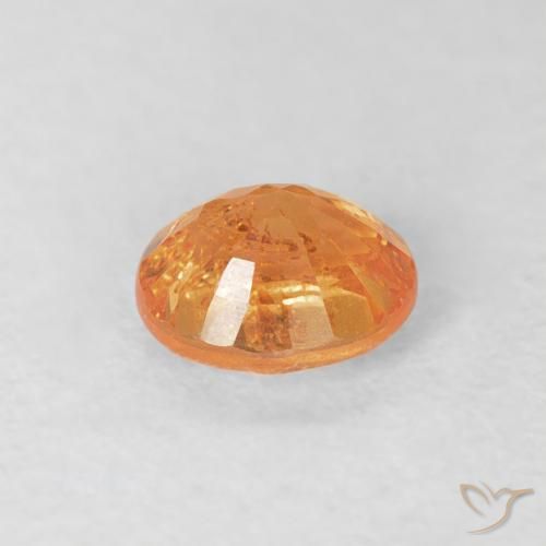 0.56克拉天然锰铝榴石纱，椭圆形，VS-SI