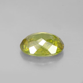 2.98克拉天然绿色榍石，椭圆形切割，10.5×7.7毫米，SI