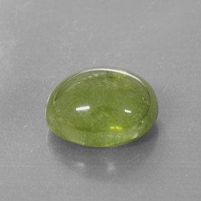 8.07克拉天然绿色榍石，透明，12.5×10.5毫米，透明/半透明