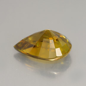 3.46克拉天然黄色榍石，梨形，11.4×8.3毫米，VVS