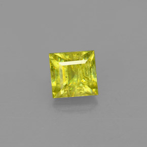 0.65克拉天然黄金色榍石，方形，4.5×4.4毫米，VS-SI