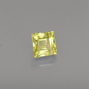 0.37克拉天然黄金色榍石，方形，3.8×3.8毫米，VS-SI