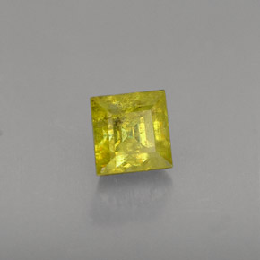 0.56克拉天然黄金色榍石，方形，4.1×4.1毫米，VS-SI