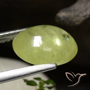 3.41克拉天然榍石，椭圆形，半透明