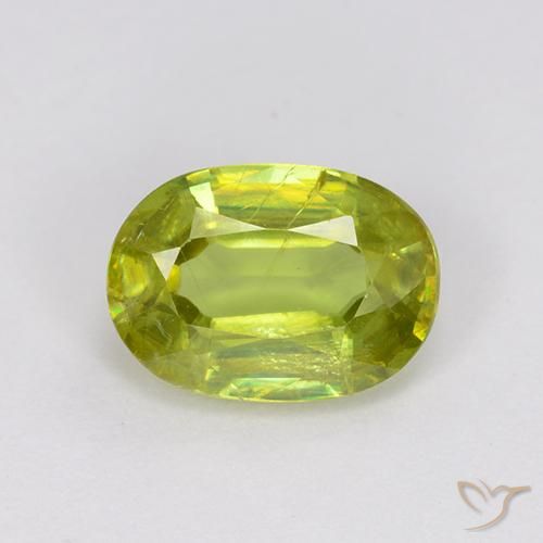 1.37ct 天然 亮绿色 榍石, 椭圆形, VS-SI