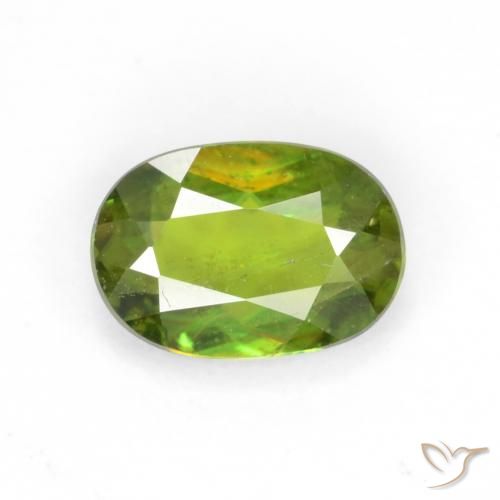0.65ct 天然 森林绿 榍石, 椭圆形, VS-SI