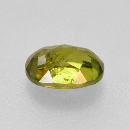 0.54克拉天然绿色榍石，椭圆形切割，5.5×4.4毫米，VS-SI